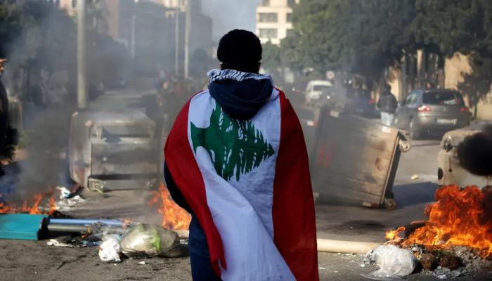 لبنان يوم غضب احتجاجا على أوضاع المعيشة وانهيار الليرة
